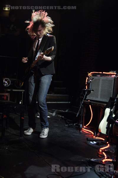 RHESUS - 2005-10-20 - PARIS - La Maroquinerie - 